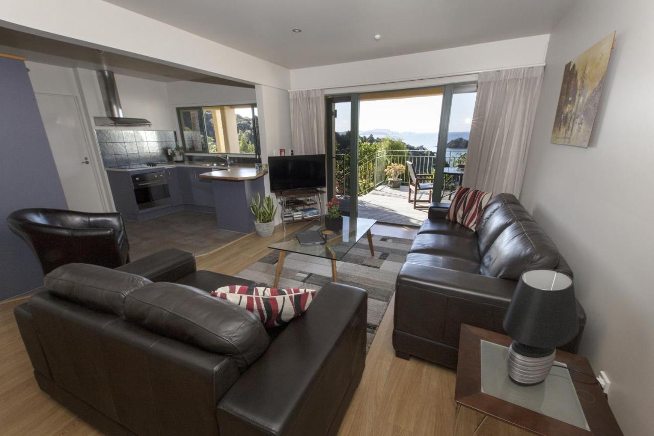 One-Bedroom Apartment Sea View
