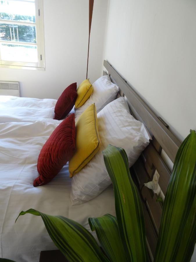Chambre Double ou Lits Jumeaux avec Salle de Bains
