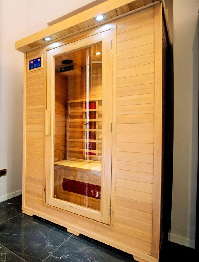 King Suite with Sauna,1103147559:JPEG