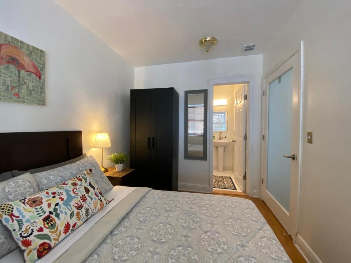 Privates Zimmer mit Queensize-Bett und Bad