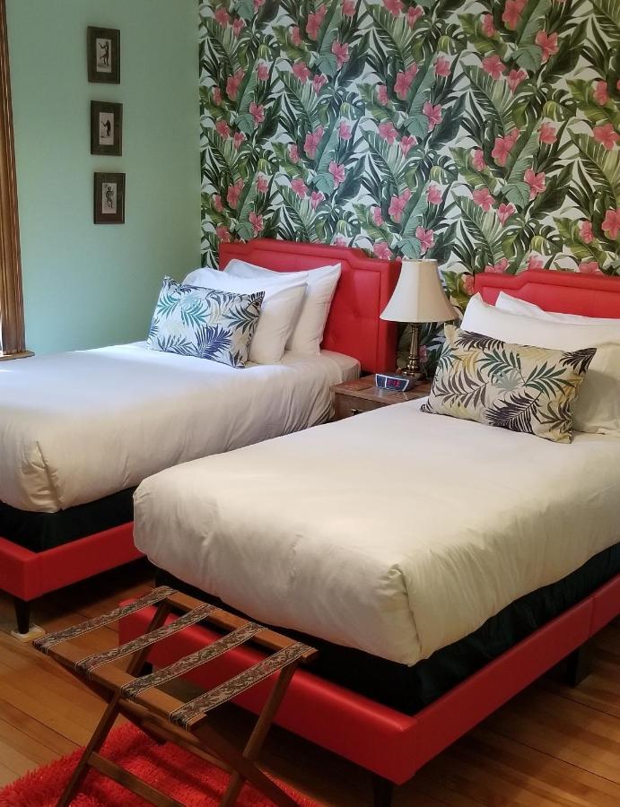 Double or Twin Room Bathroom