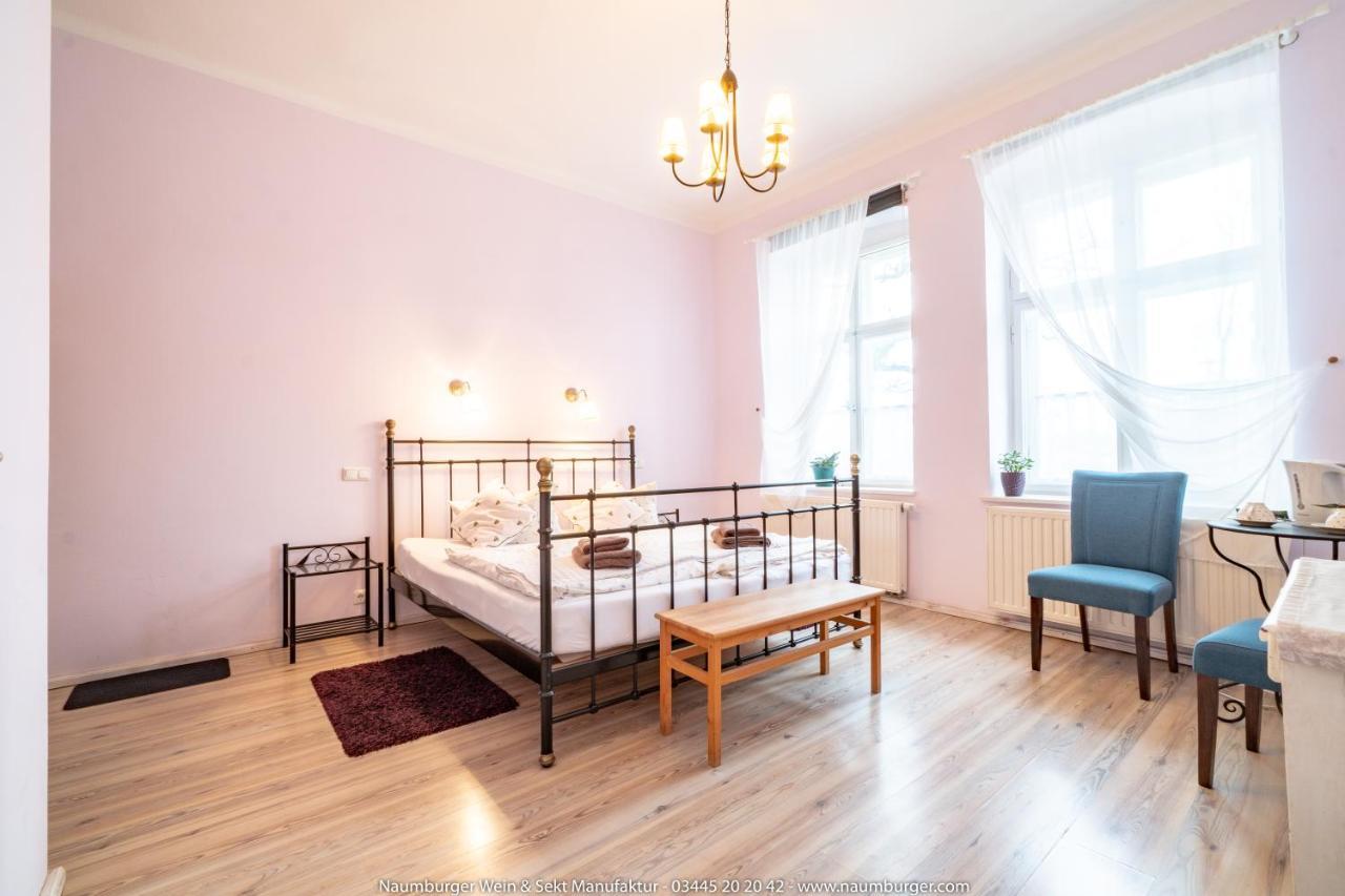 Standard Double Room,1086136387:JPEG