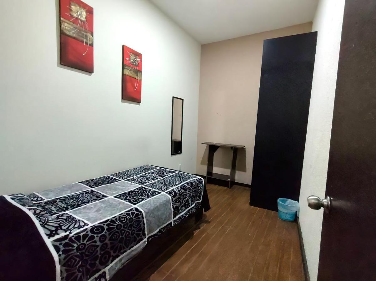 Standard Single Room with Shared Bathroom