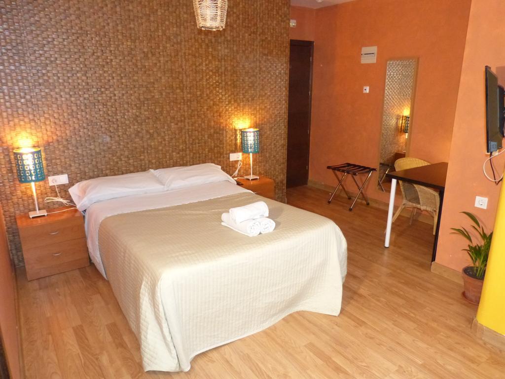 Double Room,109967025:JPEG