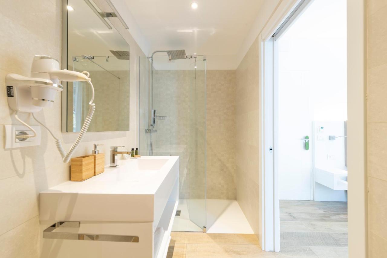 Large Double Room,1574927441:JPEG