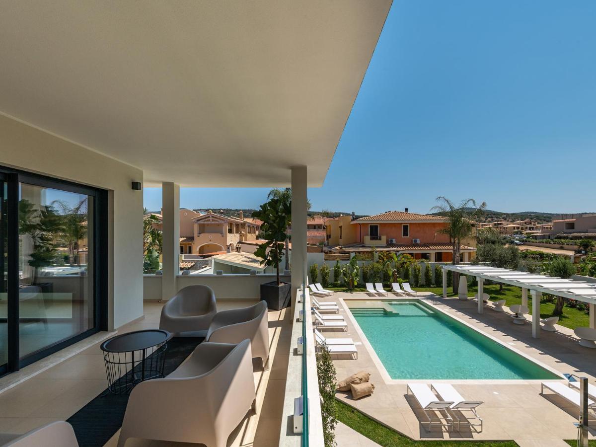 Double Room with Pool View,1339959488:JPEG