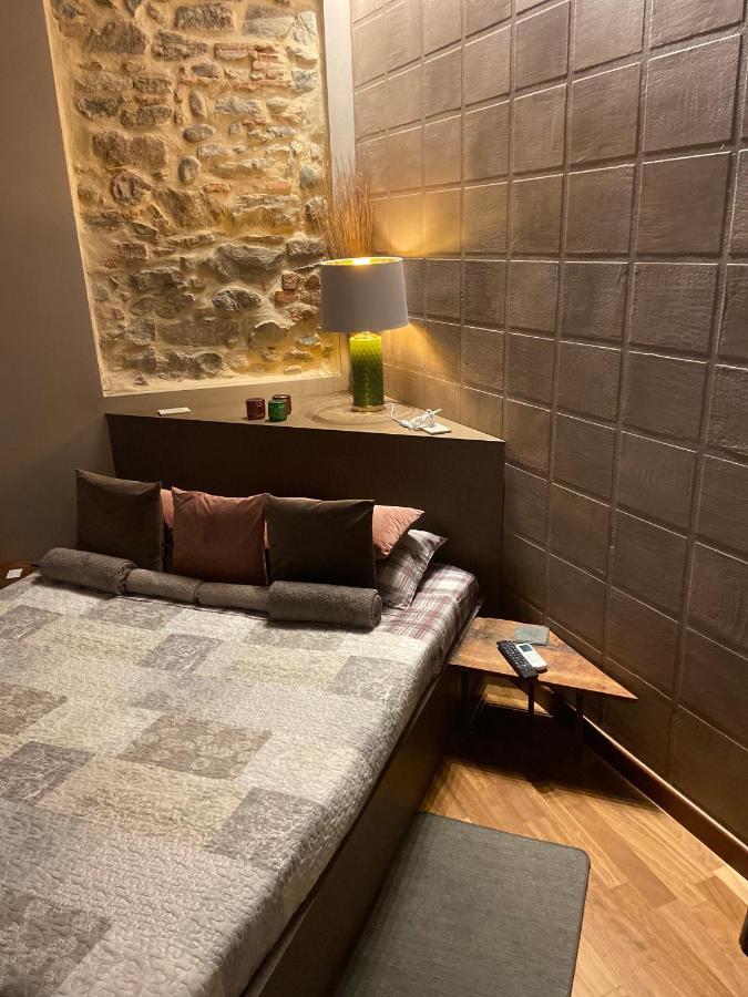 Deluxe Double Room Shower