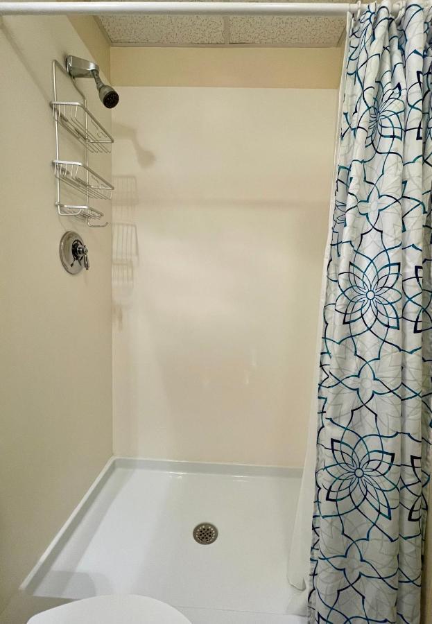 Premium Queen Room Private Bathroom