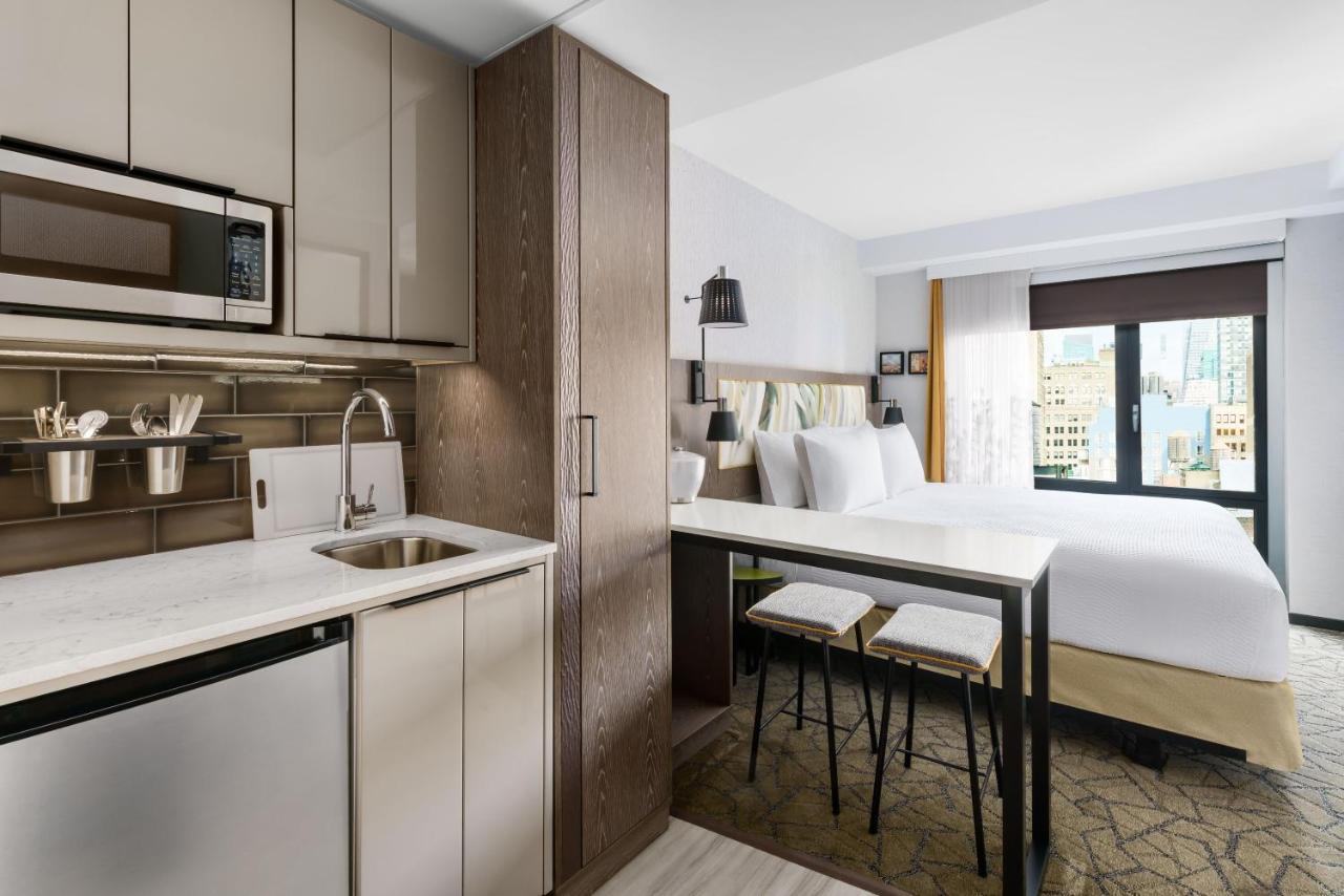 Studio City View with Mini Kitchenette, 1 King