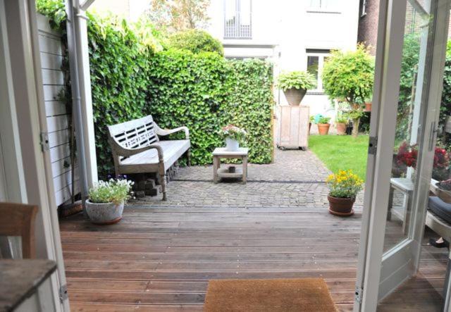 Studio Garden View