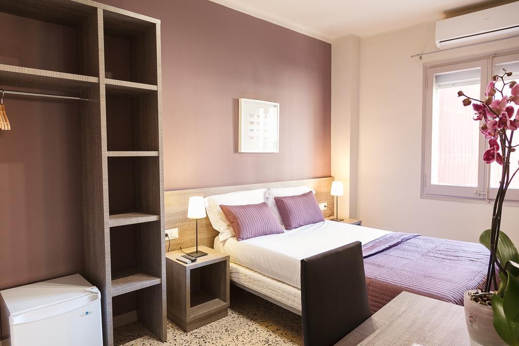 Chambre Lits Jumeaux avec Salle de Bains Privative