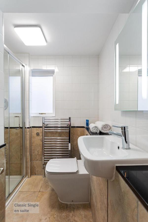 Classic Single Room