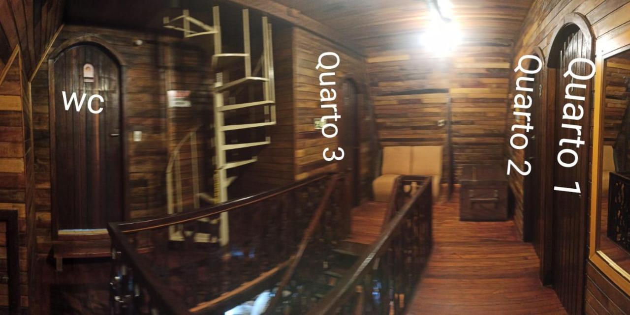 Habitación Triple Básica con baño compartido