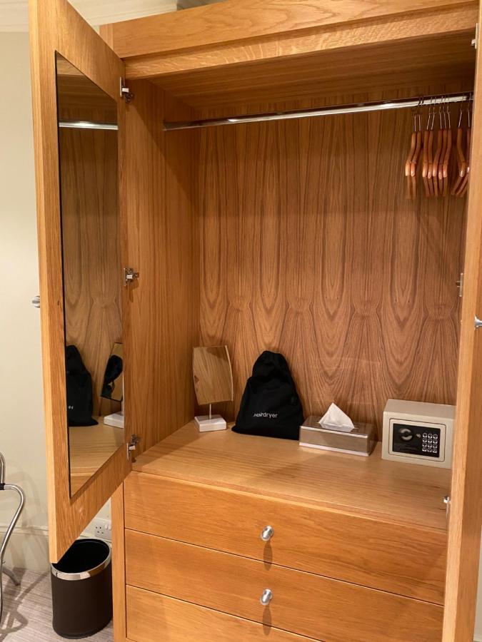Quarto Duplo com Casa de Banho Privativa