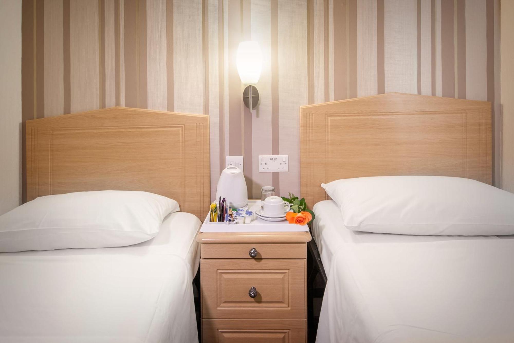 Standaard Kamer met 2 Bedden
