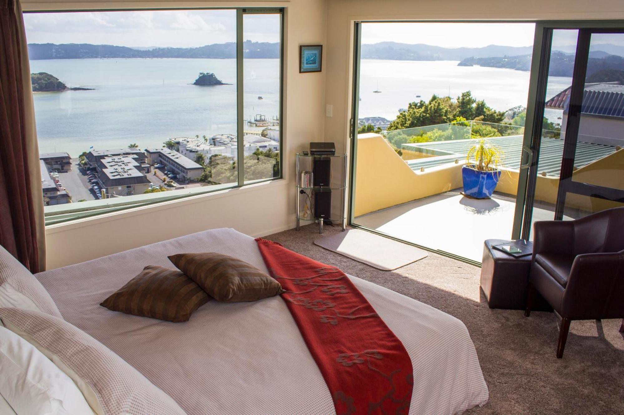 Large Studio Sea View
