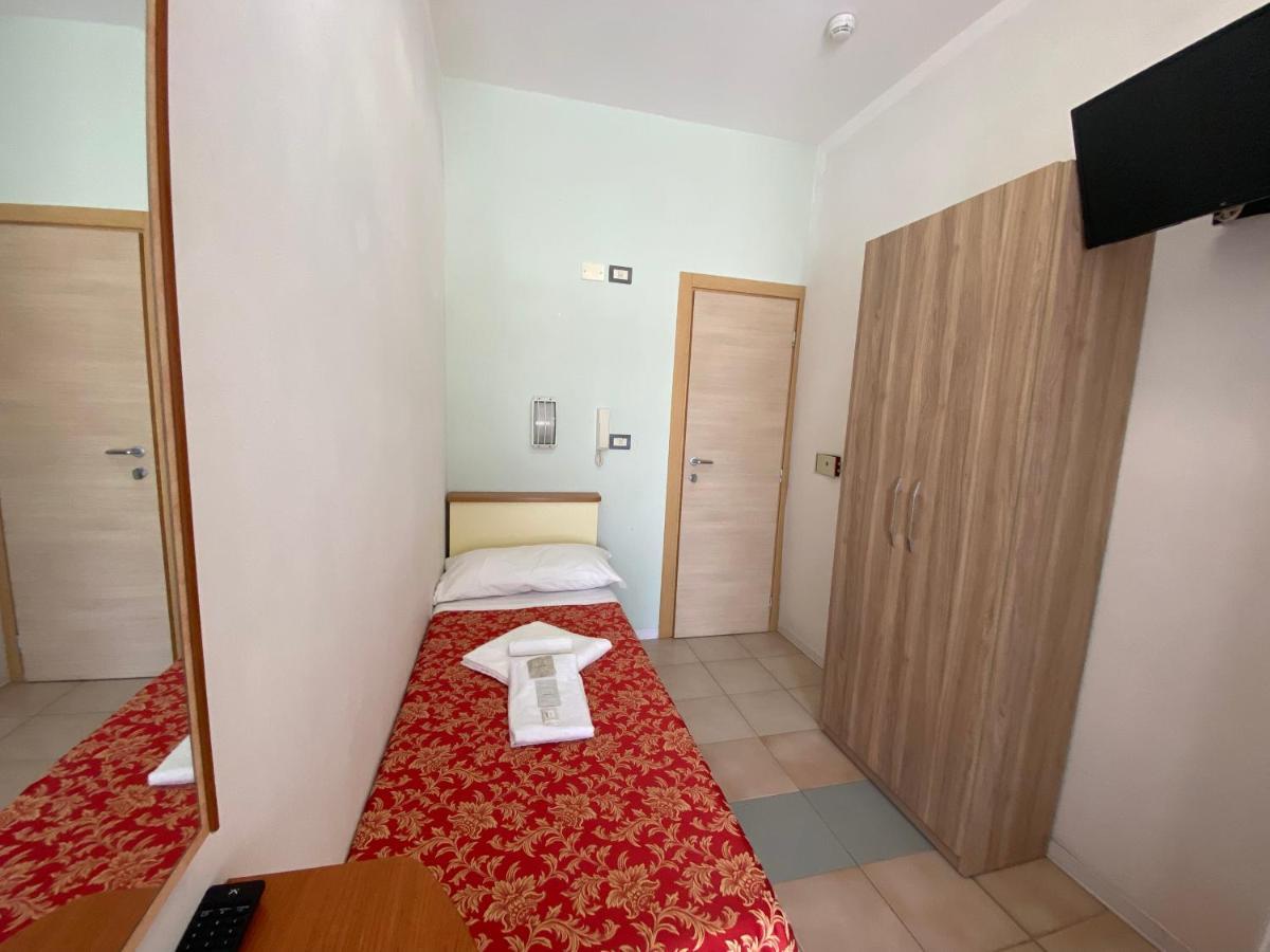 Economy Single Room,1233801833:JPEG