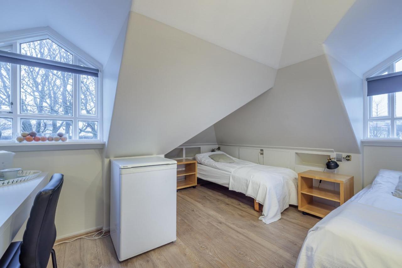 Twin Room,1236373399:JPEG