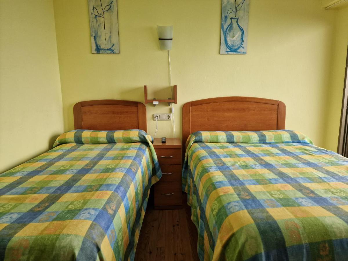 Twin Room,1245984970:JPEG