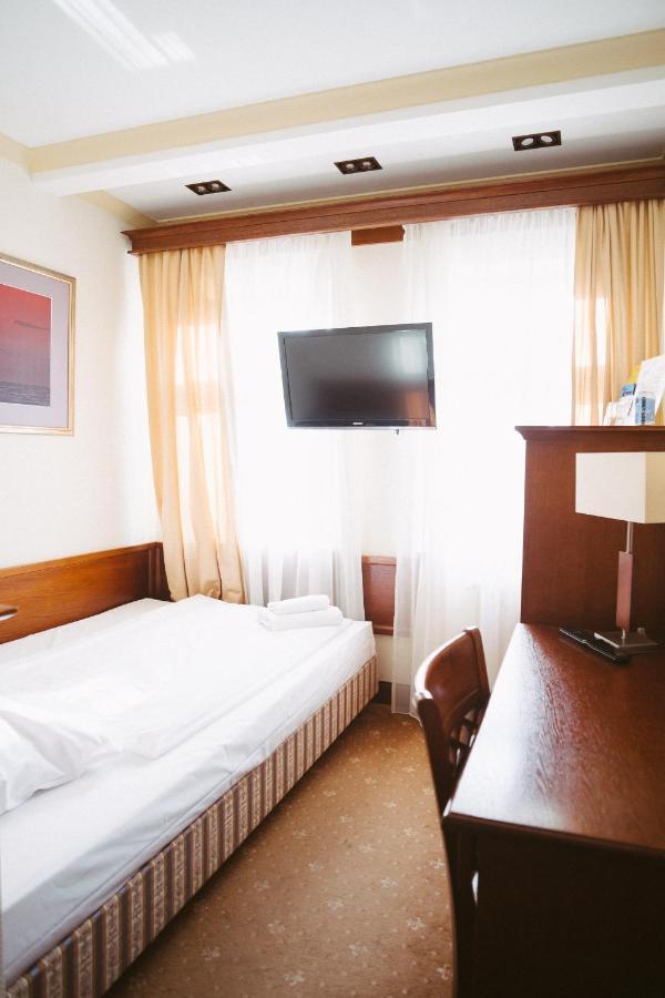 Economy Single Room,1246237294:JPEG