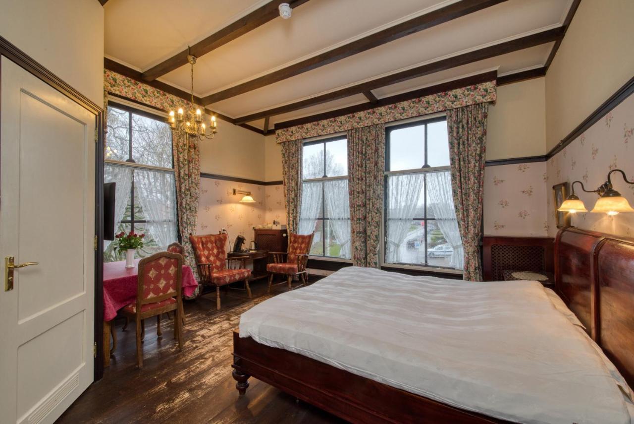 Rose Room