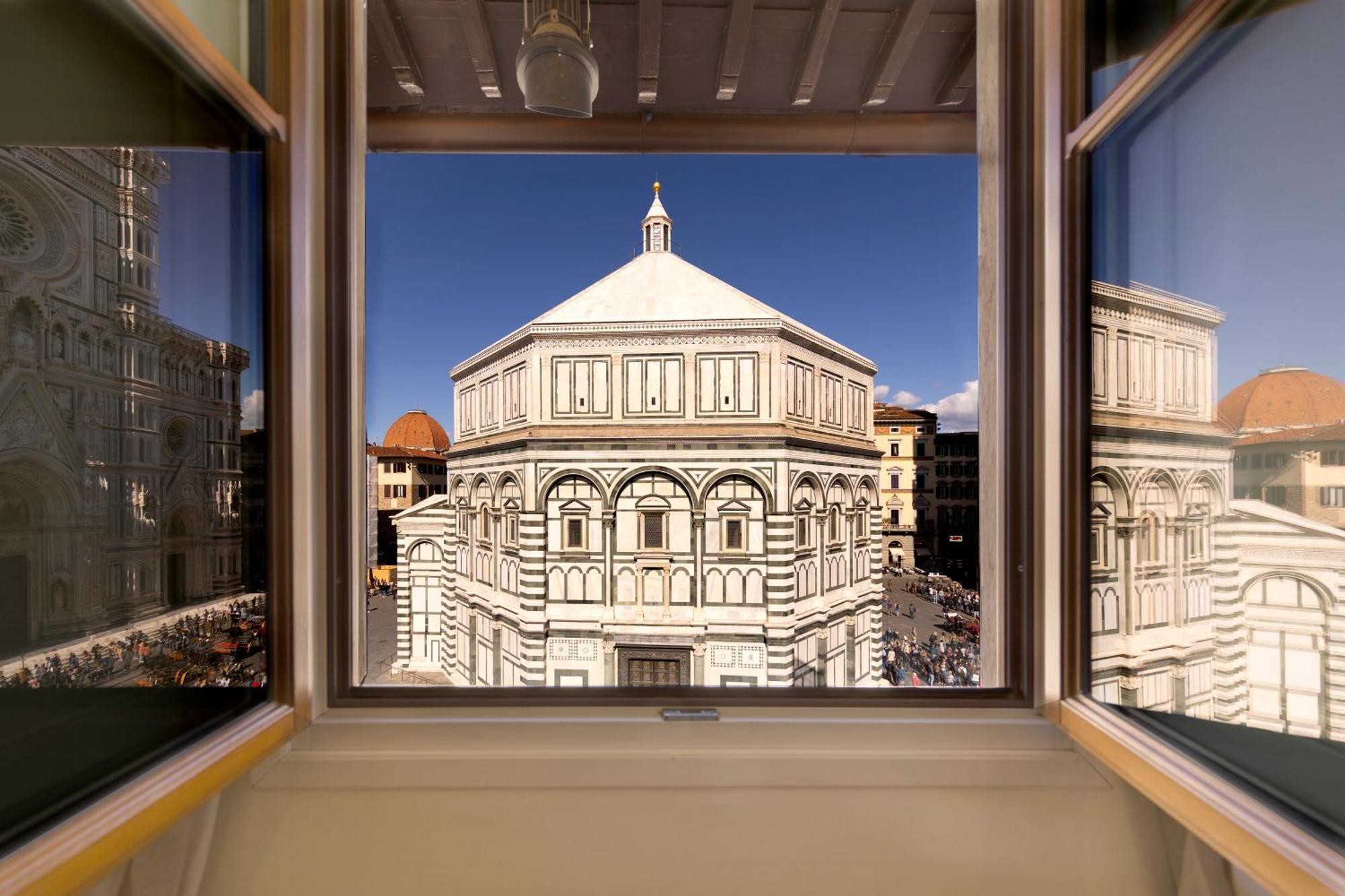 Single Room with Duomo View