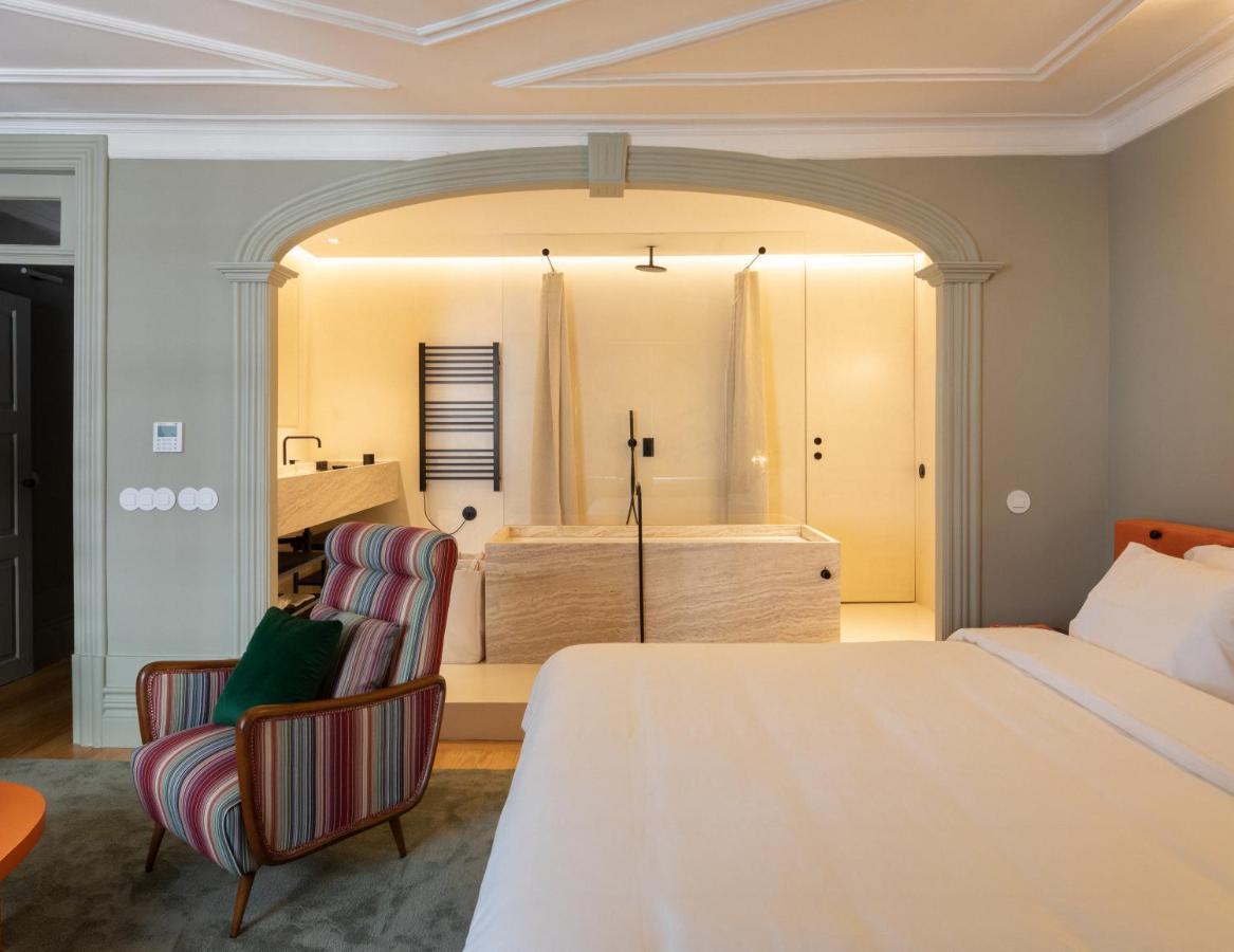Premium Suite
