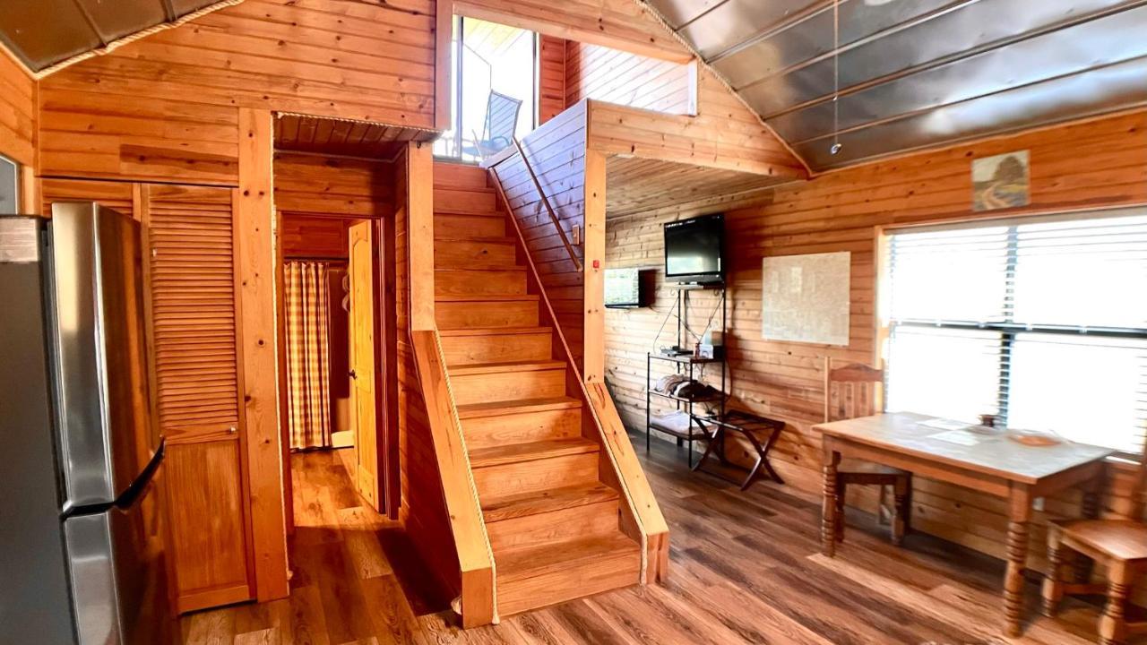 Deluxe Cabin Balcony