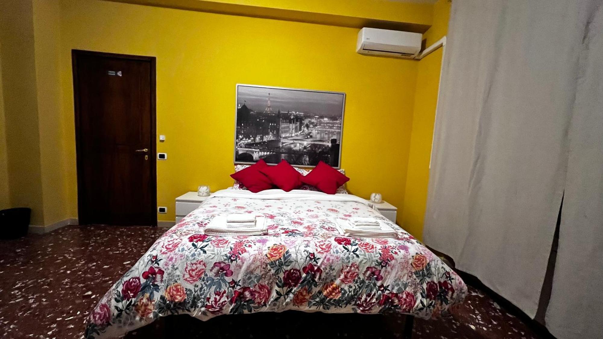 Double Room Private External Bathroom