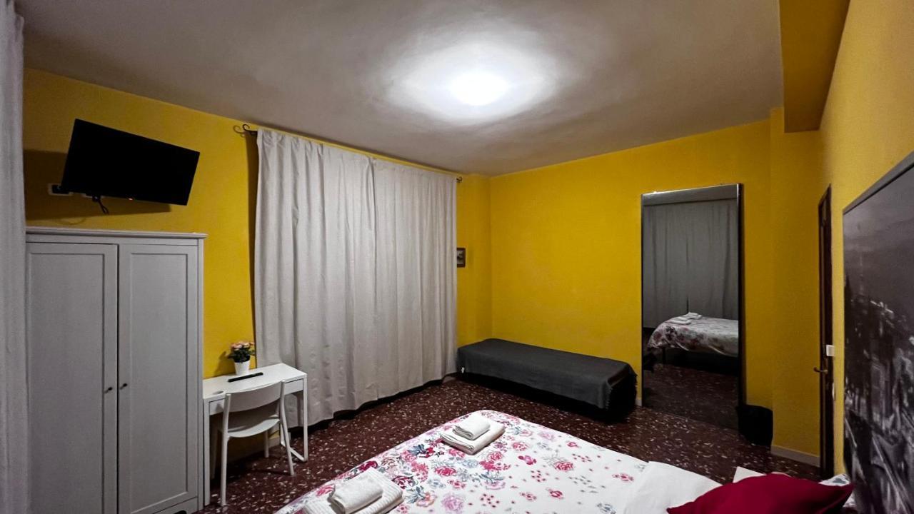 Double Room Private External Bathroom