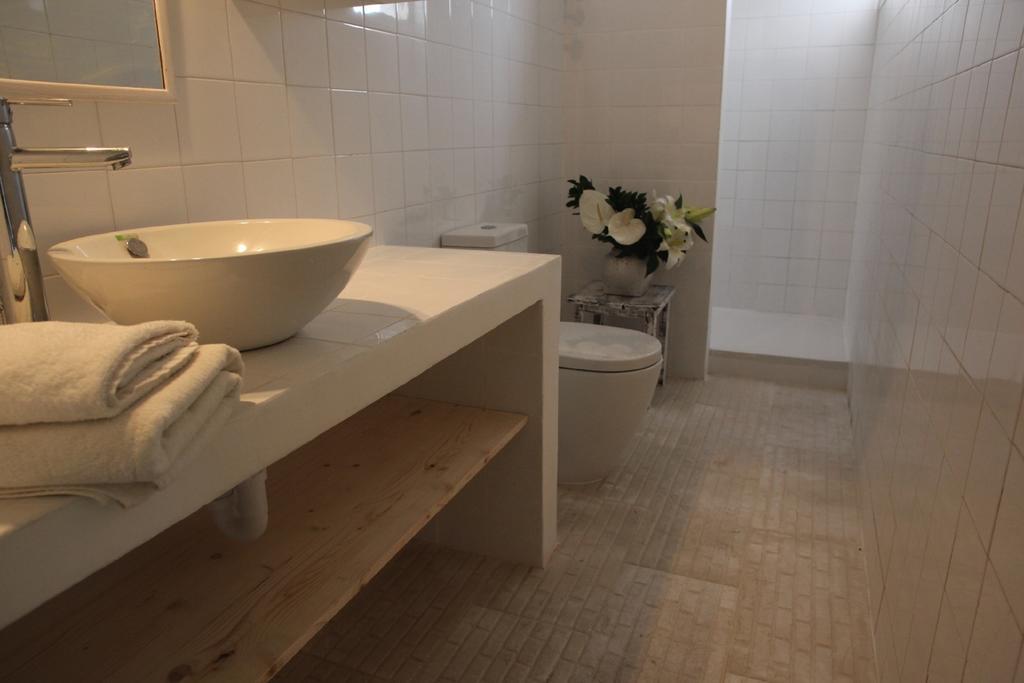 Standaard Tweepersoonskamer met Gedeelde Badkamer en Balkon