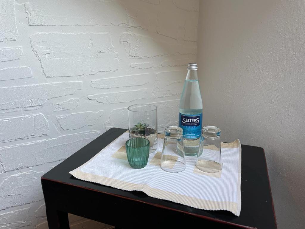 Single Room,1351670524:JPEG