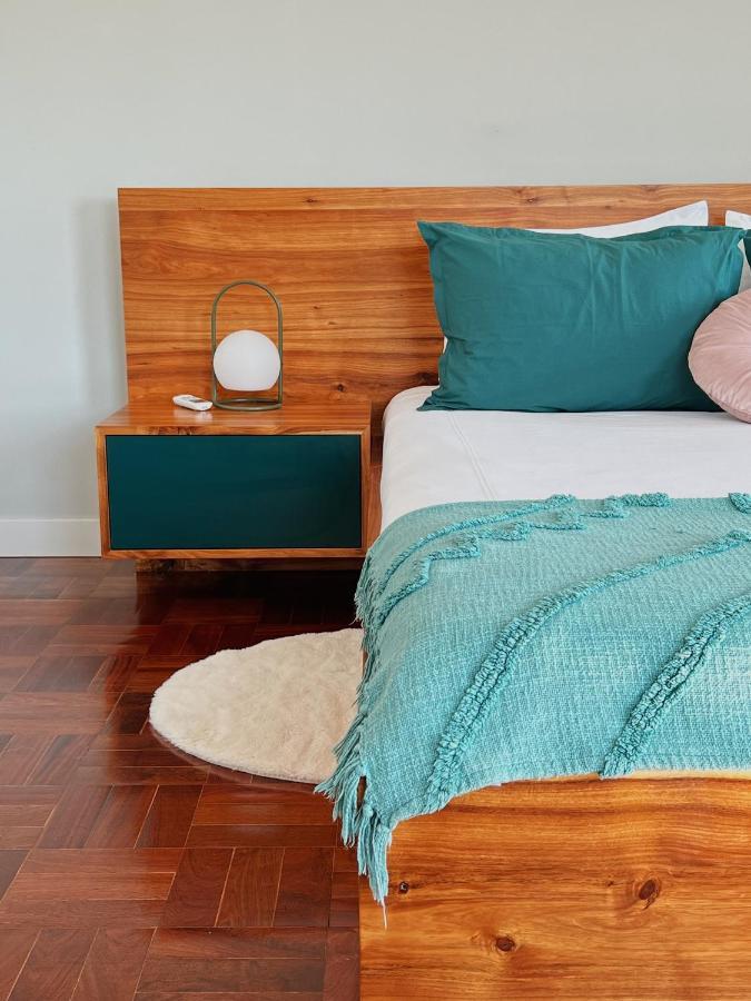 Quarto Queen com Casa de Banho Partilhada