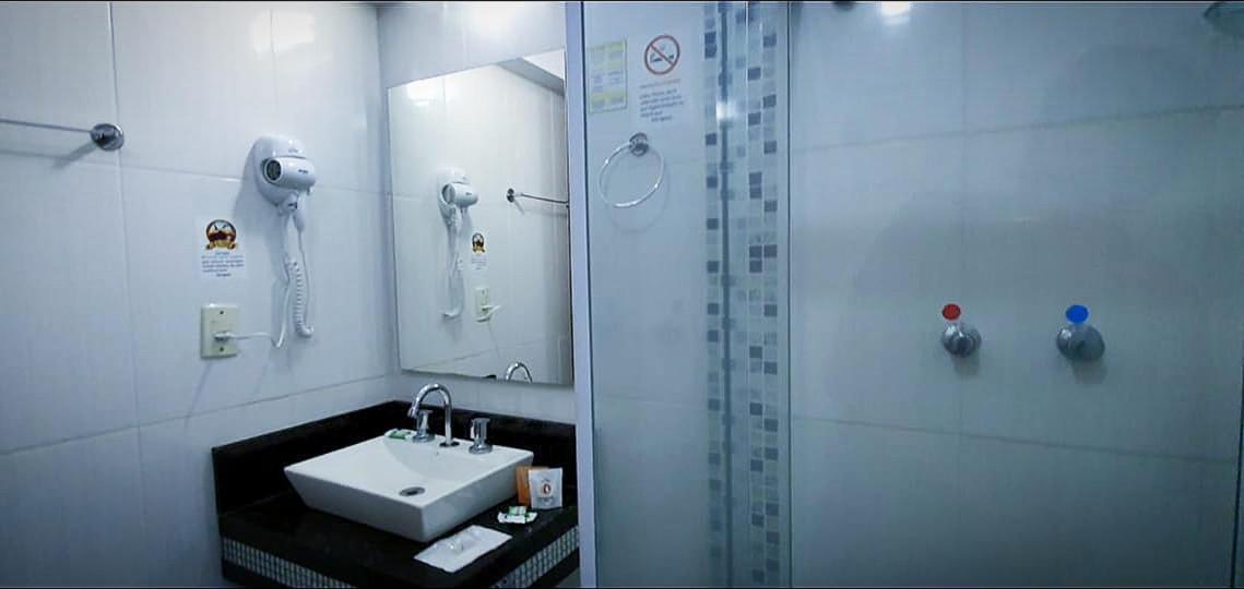 Quarto Duplo