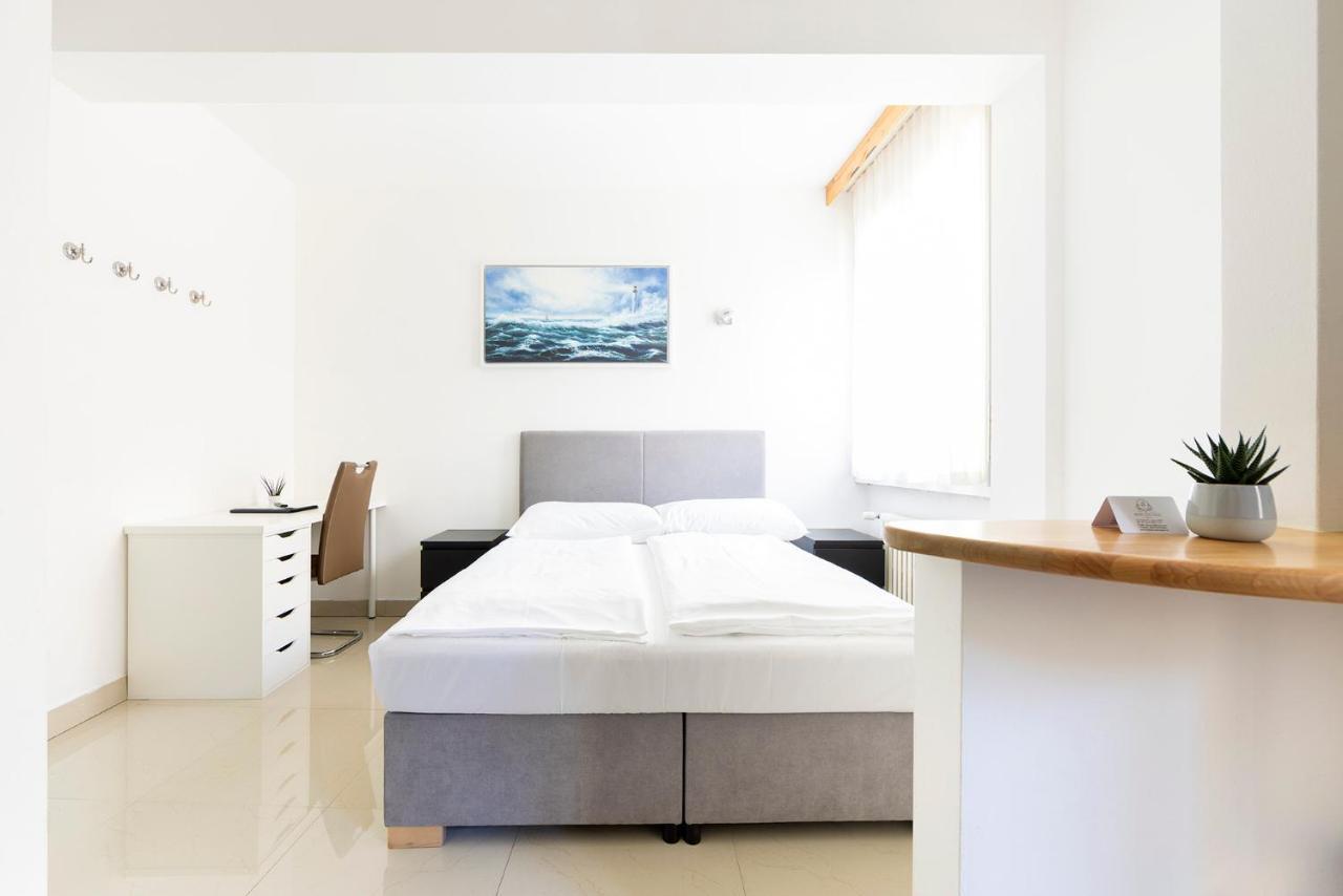 Standard Quadruple Room,1756402837:JPEG