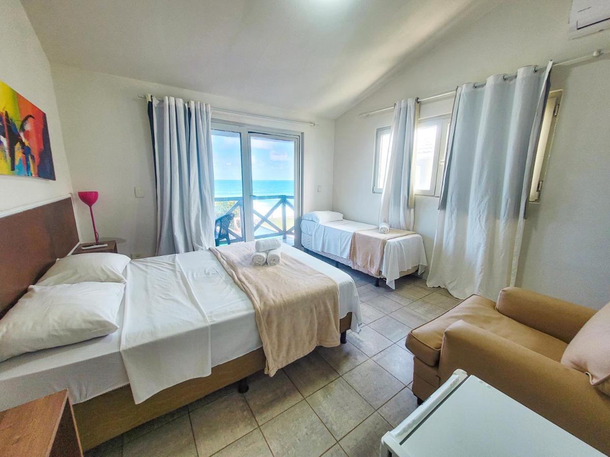 Quarto Triplo Standard com Vista Mar