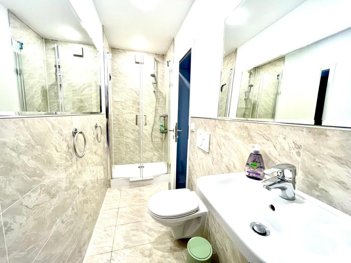 Double Room Private Bathroom,1621422018:JPEG