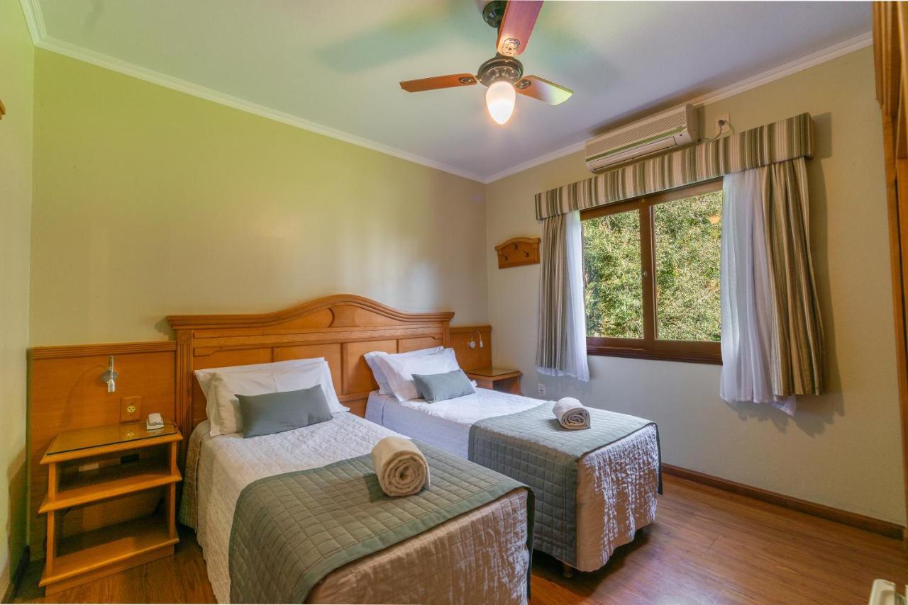 Quarto Duplo Standard