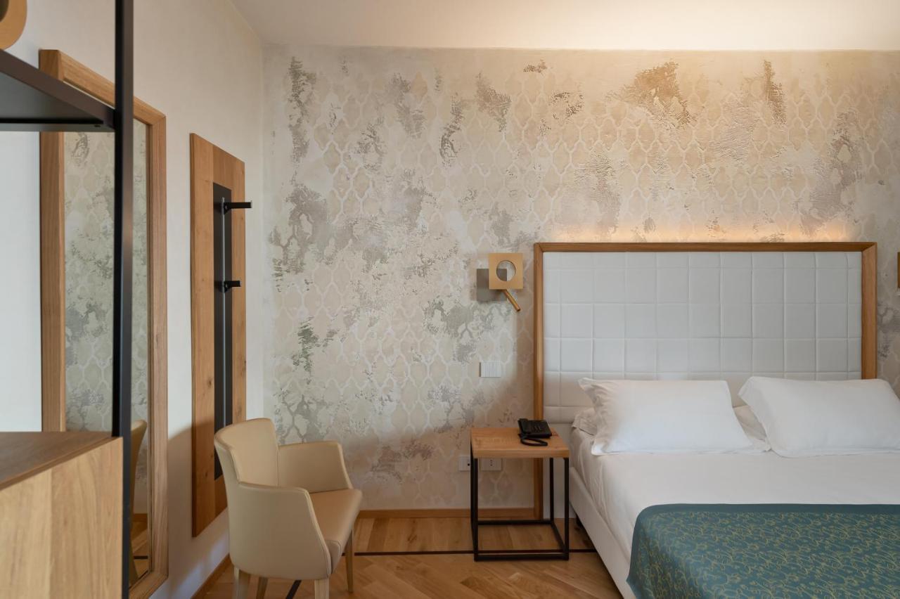Deluxe Doppel-/Zweibettzimmer