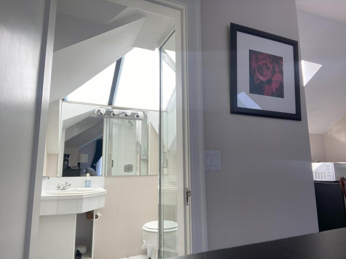 Queen Suite