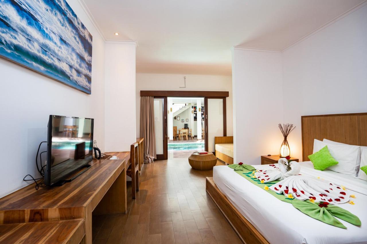 Deluxe Double or Twin Room Pool Access