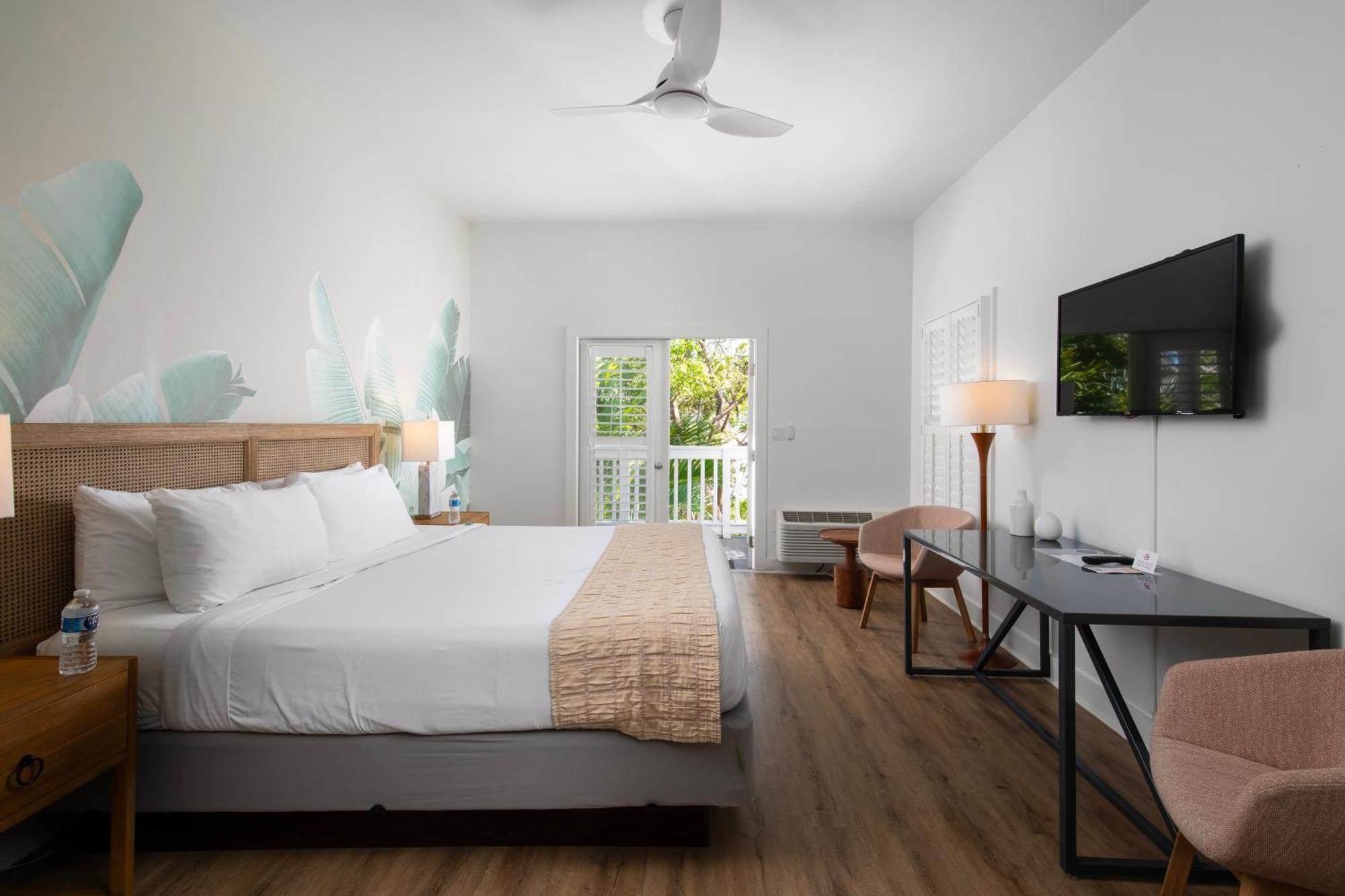 Junior King Suite
