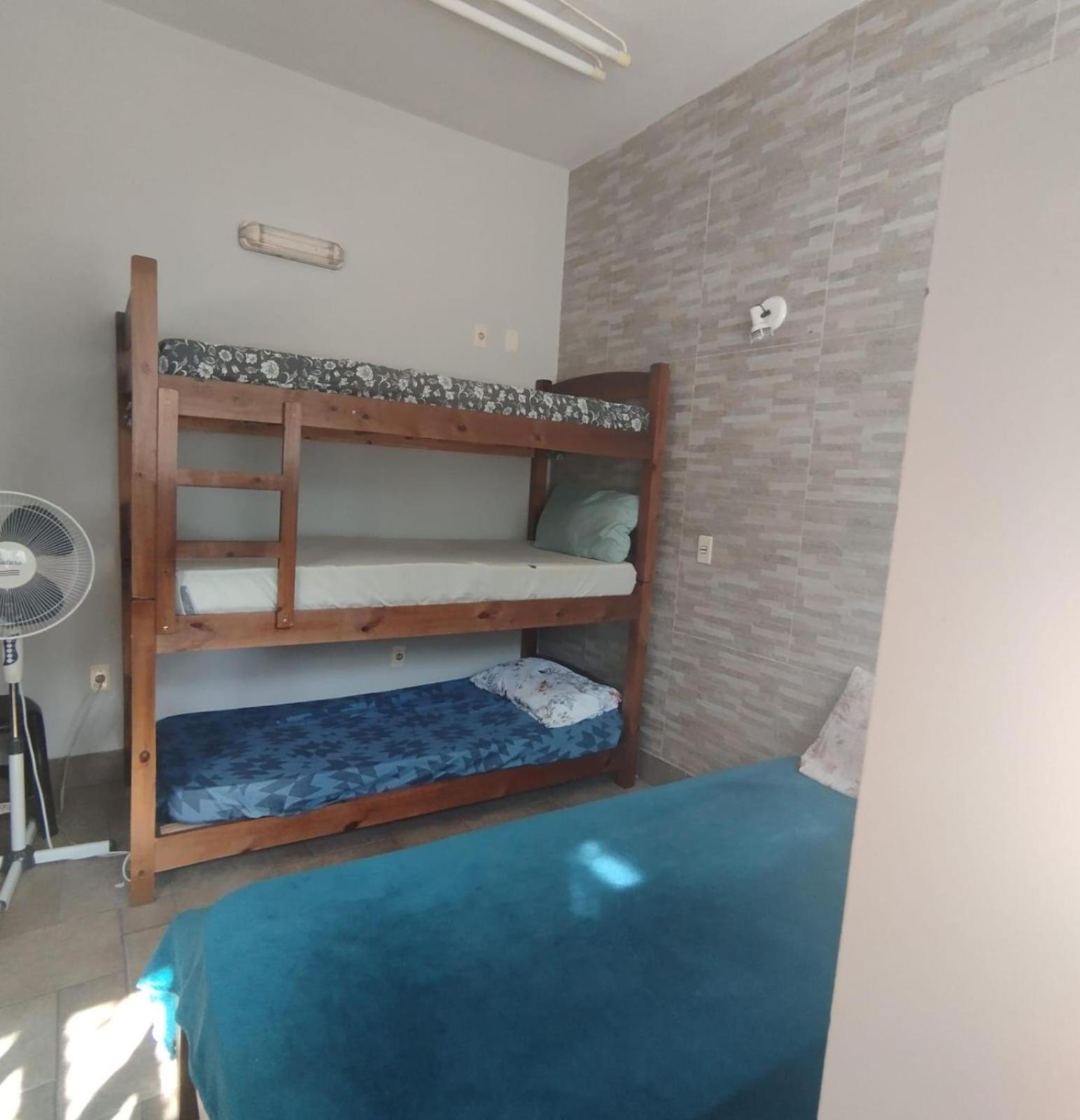Cama em Beliche em Dormitório Feminino