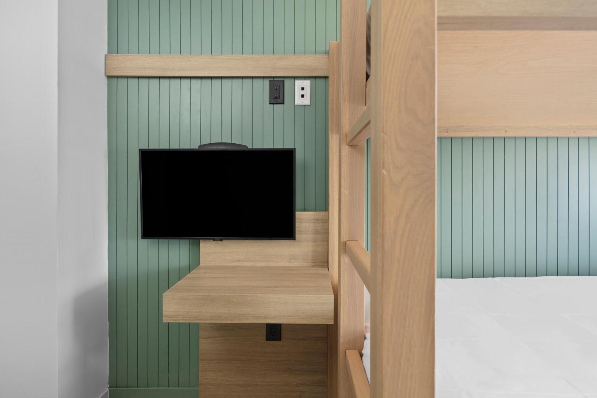 River View Twin Room