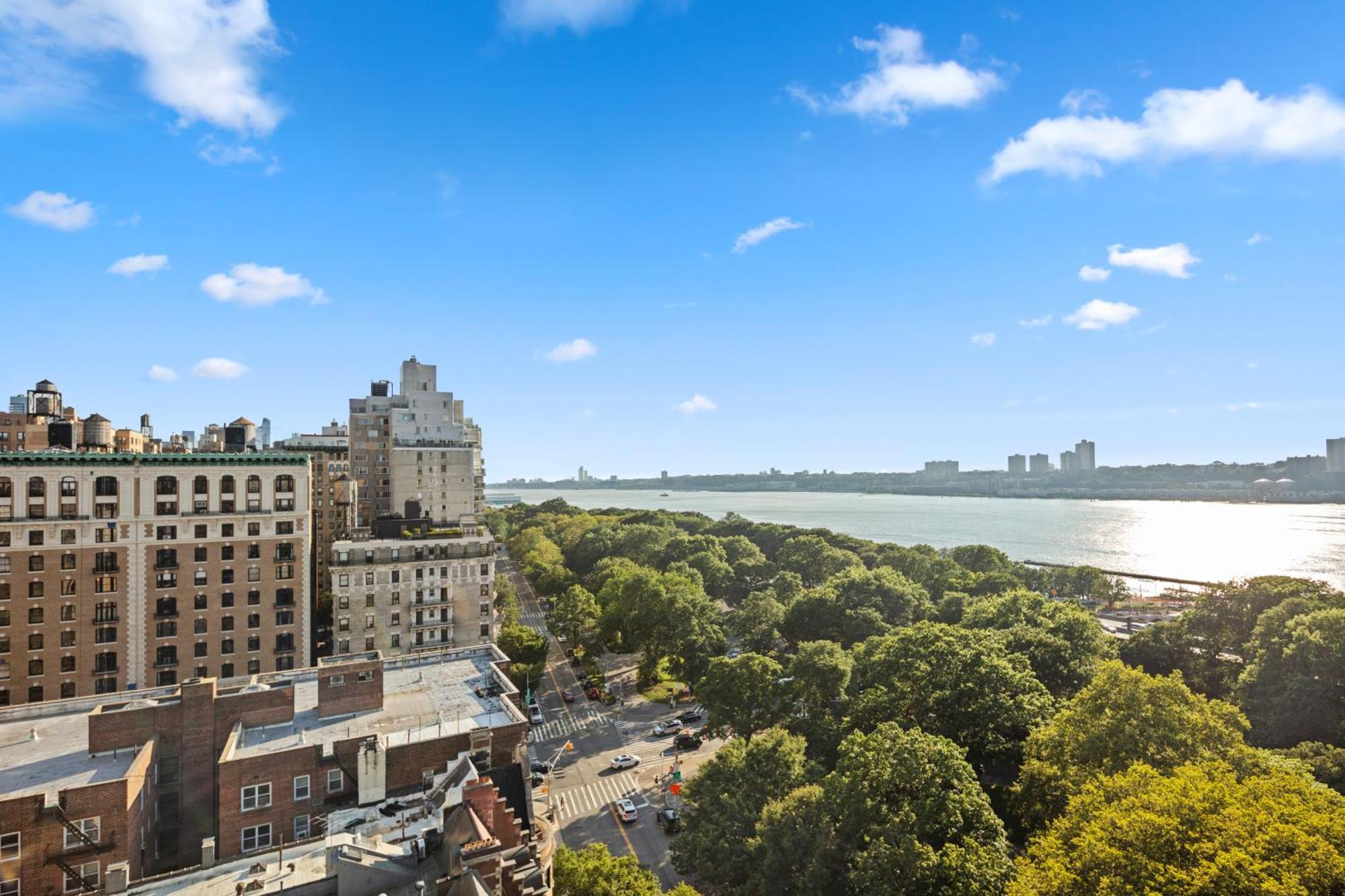 River View Suite