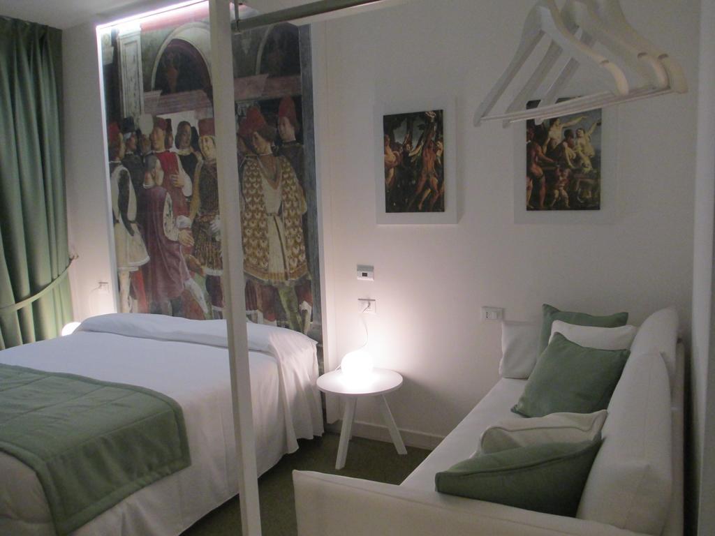 Triple Room,157406538:JPEG