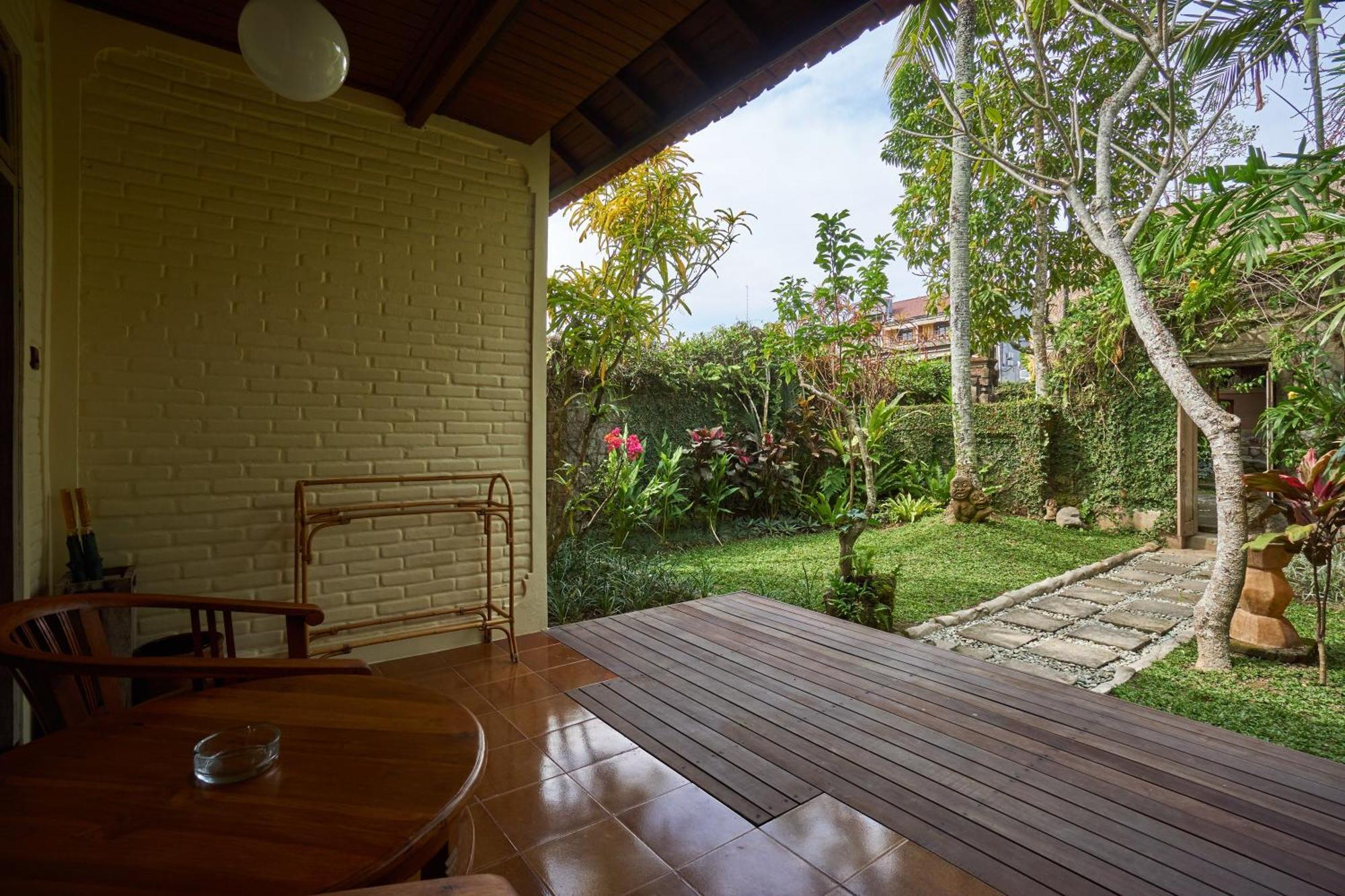 Deluxe Double or Twin Room Garden View