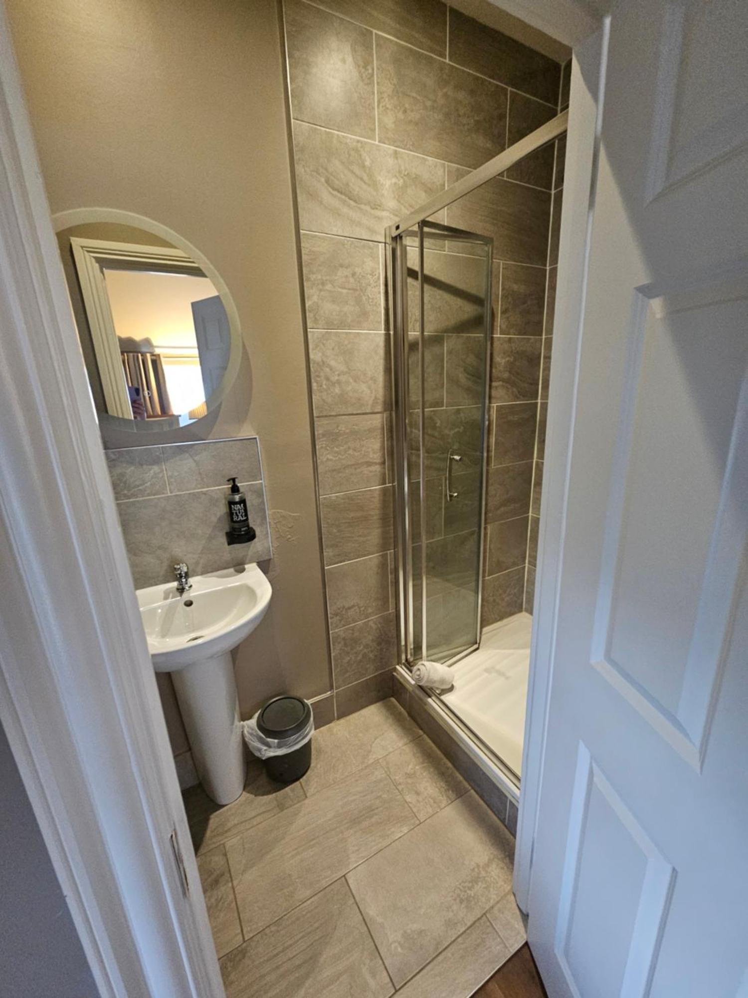 Double or Twin Room with Private Bathroom