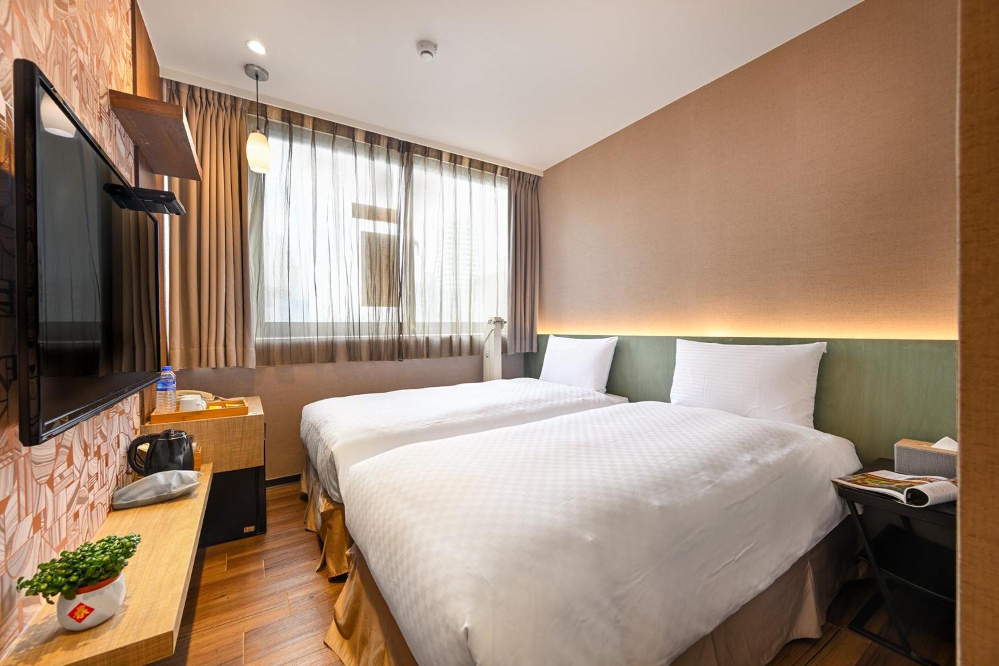 Deluxe Twin Room