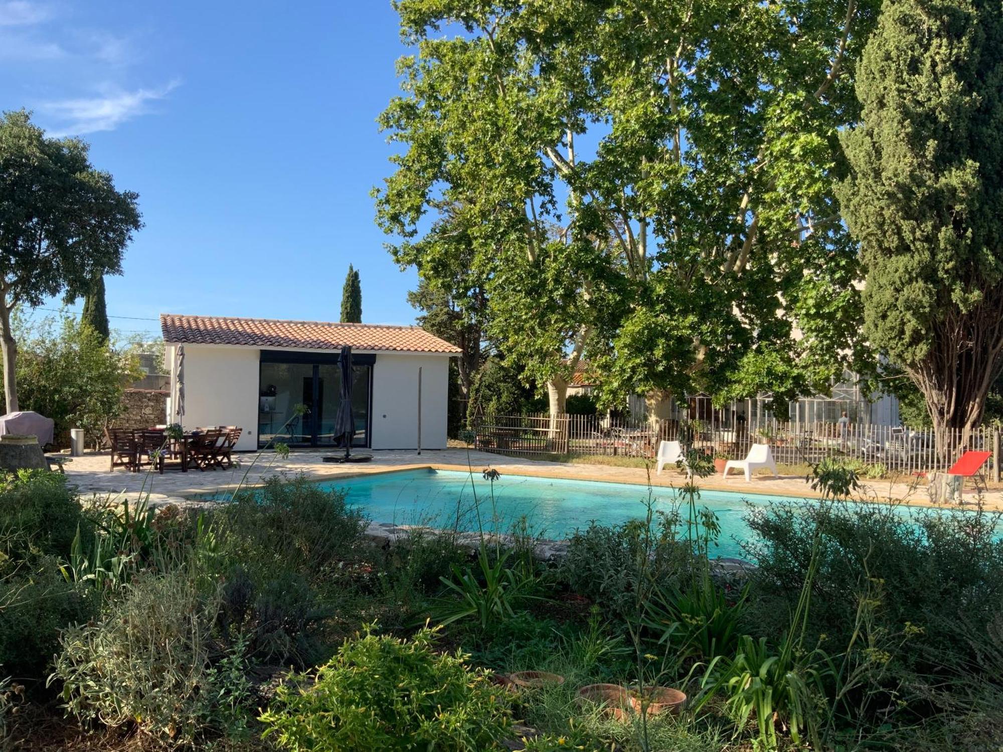 Chambre Double - Vue sur Piscine